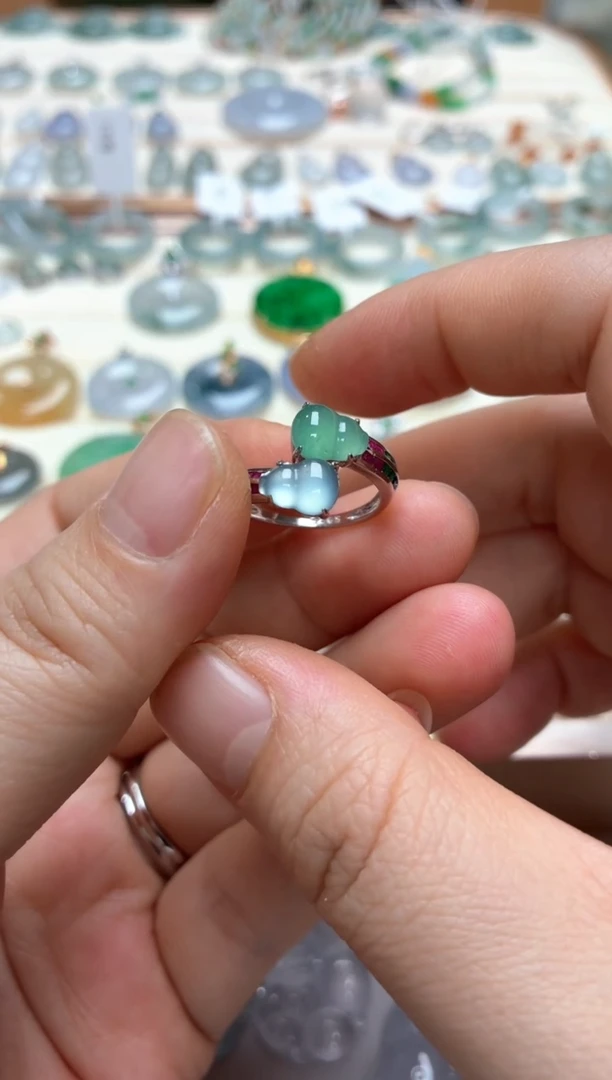 银S925镶嵌戒指翡翠葫芦 戒指