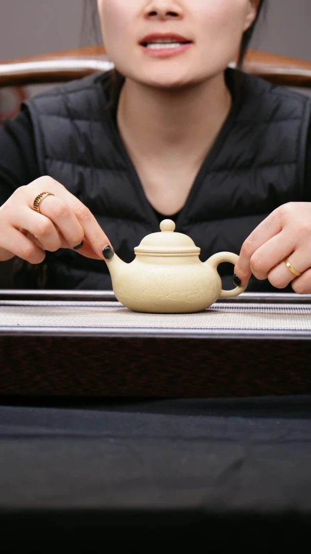 【闪购商品】紫砂茶壶本山绿 刻绘 容天壶