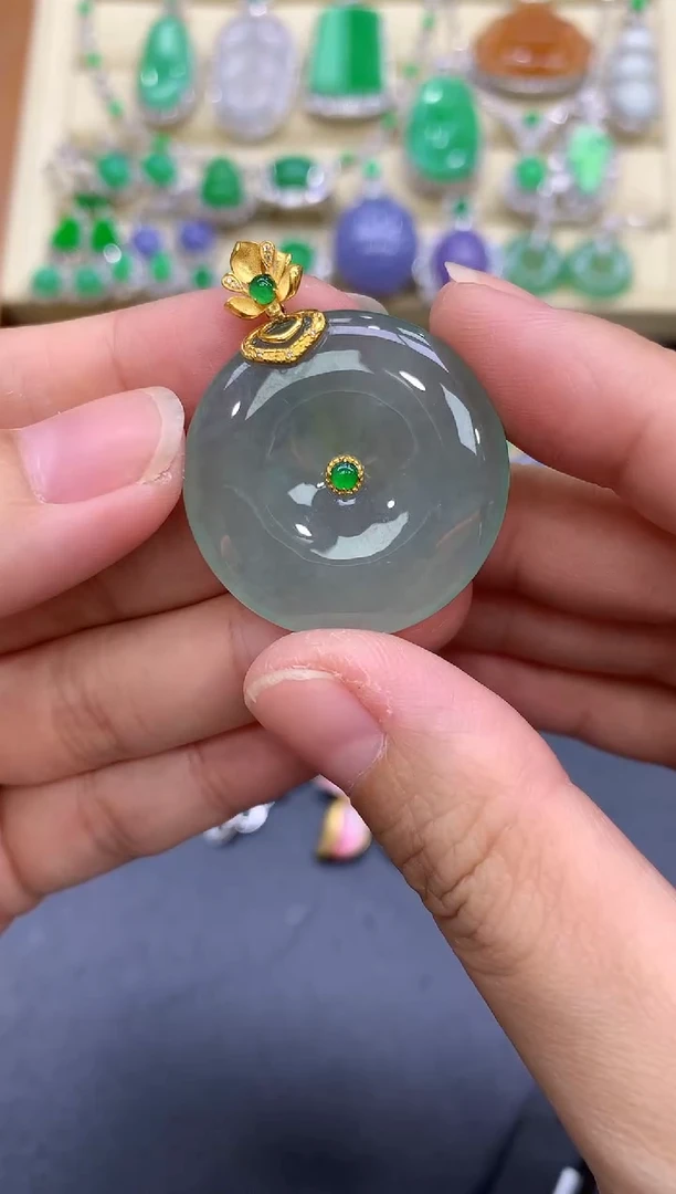 颈饰18K金镶嵌翡翠72-中国好珍宝