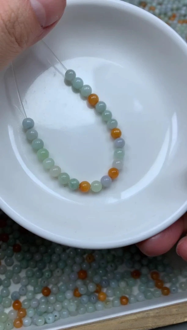 【闪购商品】翡翠散珠卡4+翡翠散珠50颗多样性发货