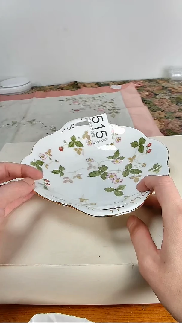 瓷片生**?小淼海外陶瓷工艺品
