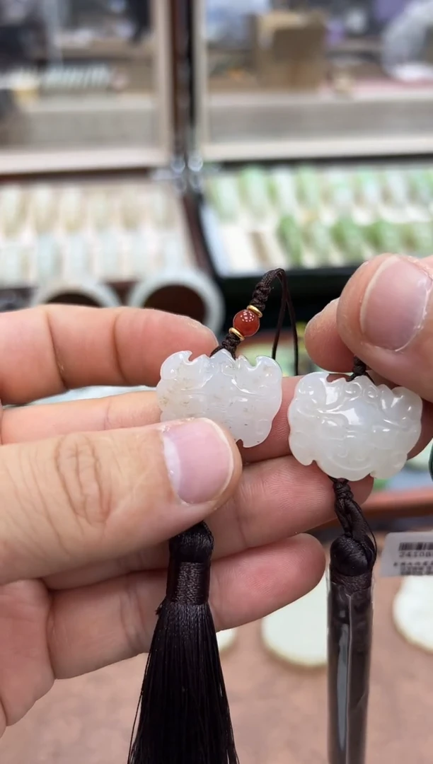 【闪购商品】和田玉吊坠未镶嵌野牛沟瑞兽 多样性发一个