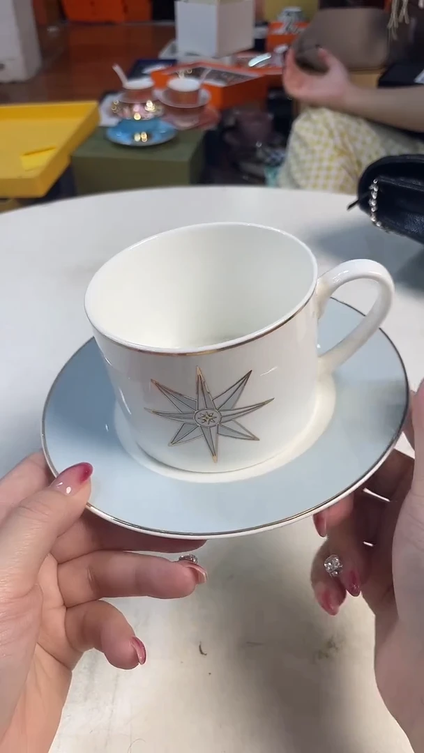 杯鸿辉家品牌瓷器，京东包邮！