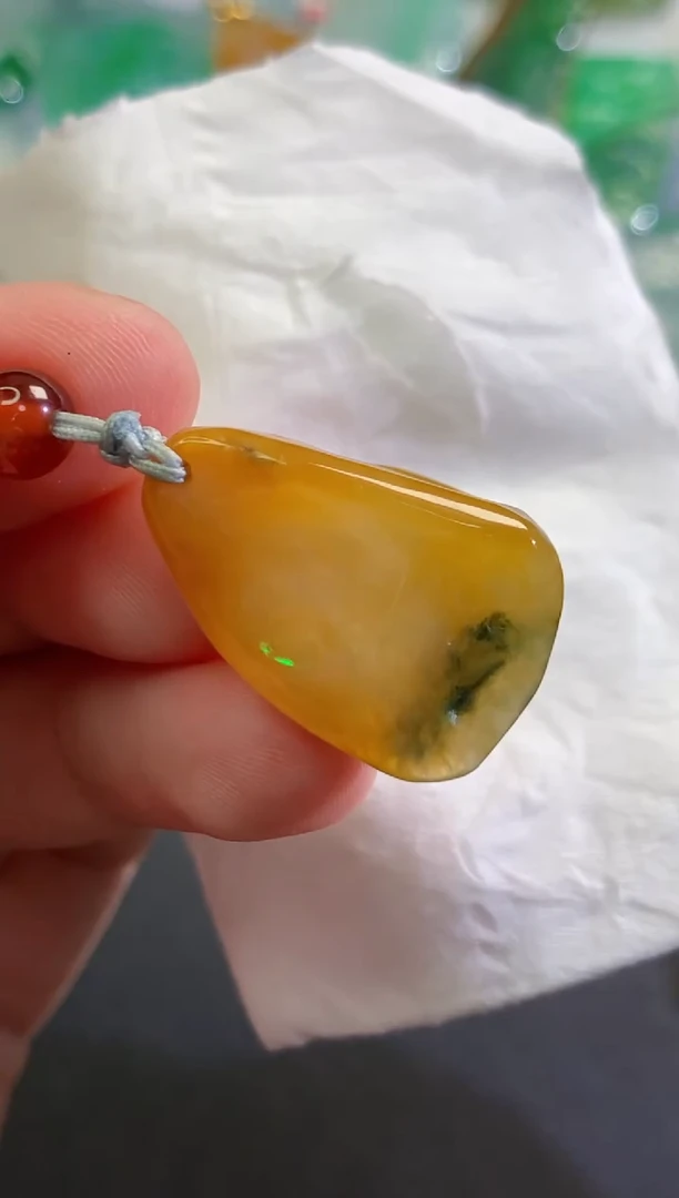 翡翠未镶嵌吊坠(不含链)656