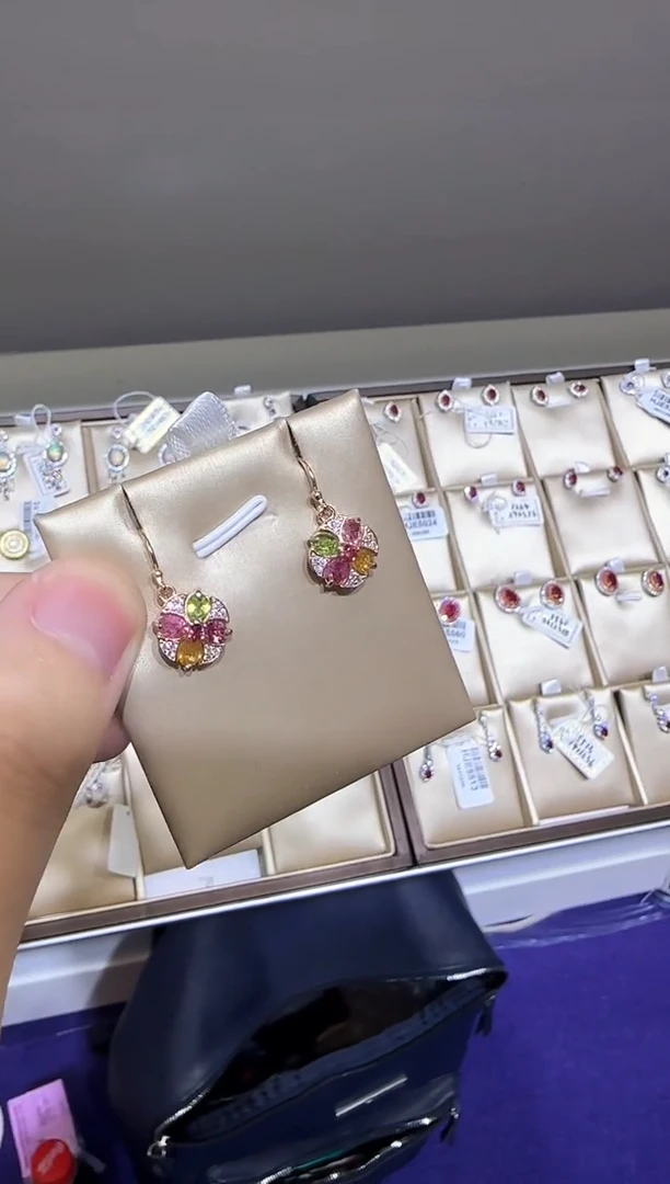 【闪购商品】碧玺耳饰银S925镶嵌耳钩款10mm