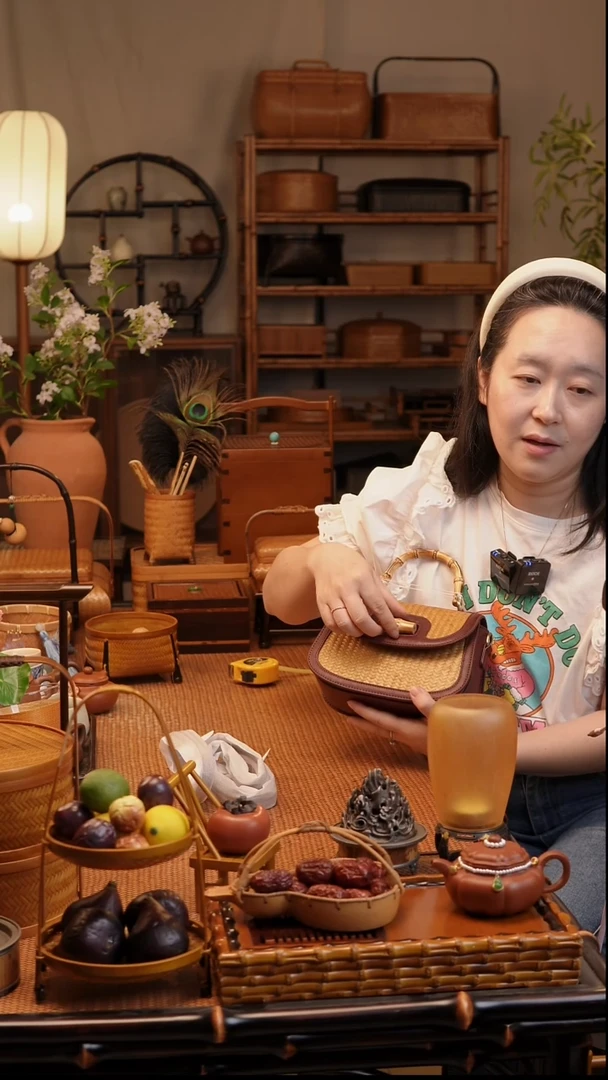 竹扣半圆皮包（手提）