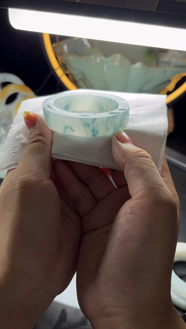 未镶嵌贵妃定制翡翠贵妃