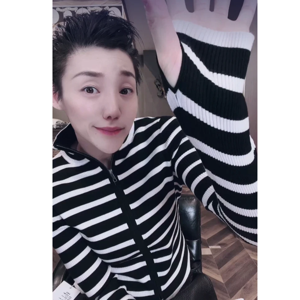 80支18针 1坎1 条纹 半高领拉链开衫  37727 KS0058