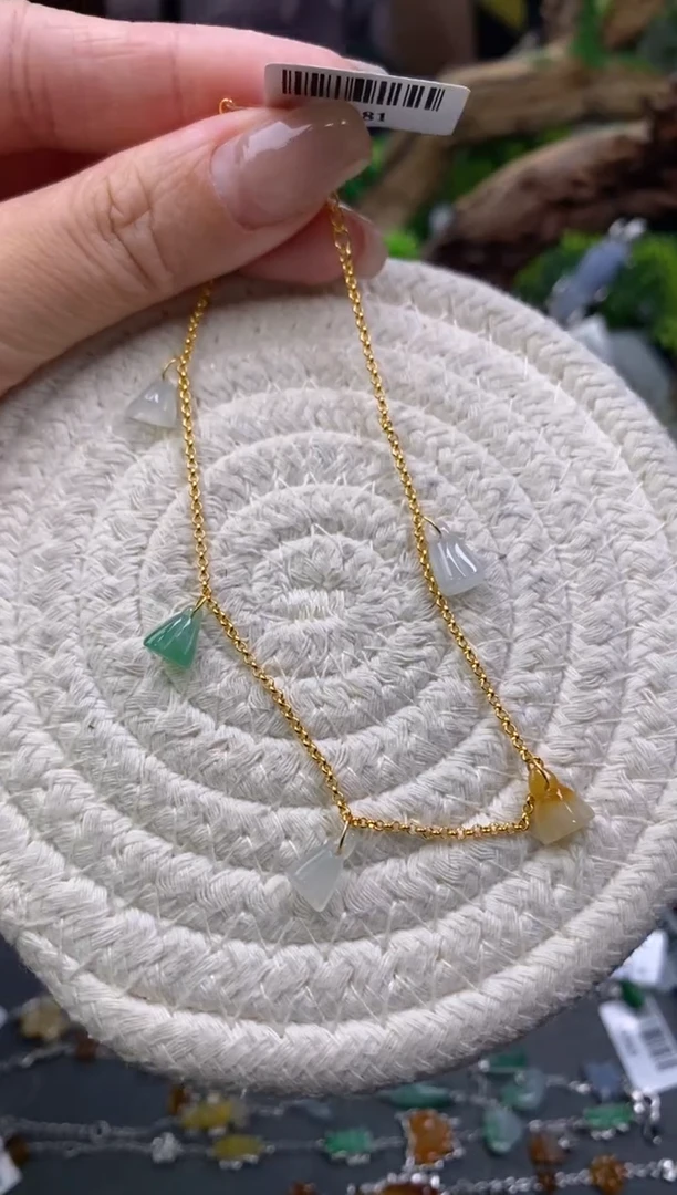 颈饰银S925镶嵌翡翠净货16381