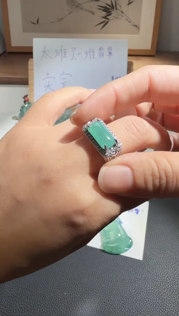 吊坠(赠链)银S925镶嵌翡翠翡翠挂件