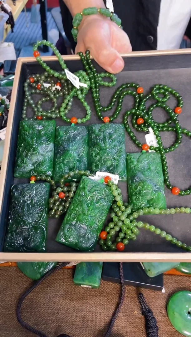 未镶嵌和田玉挂件多样性发货拍一发一