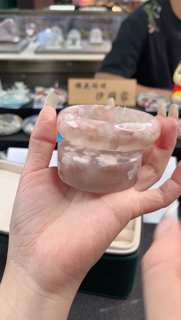 未镶嵌手镯石英质玉尘*丷圈口（赠品镯心）