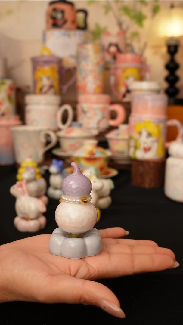 陶景德镇手绘的杯子