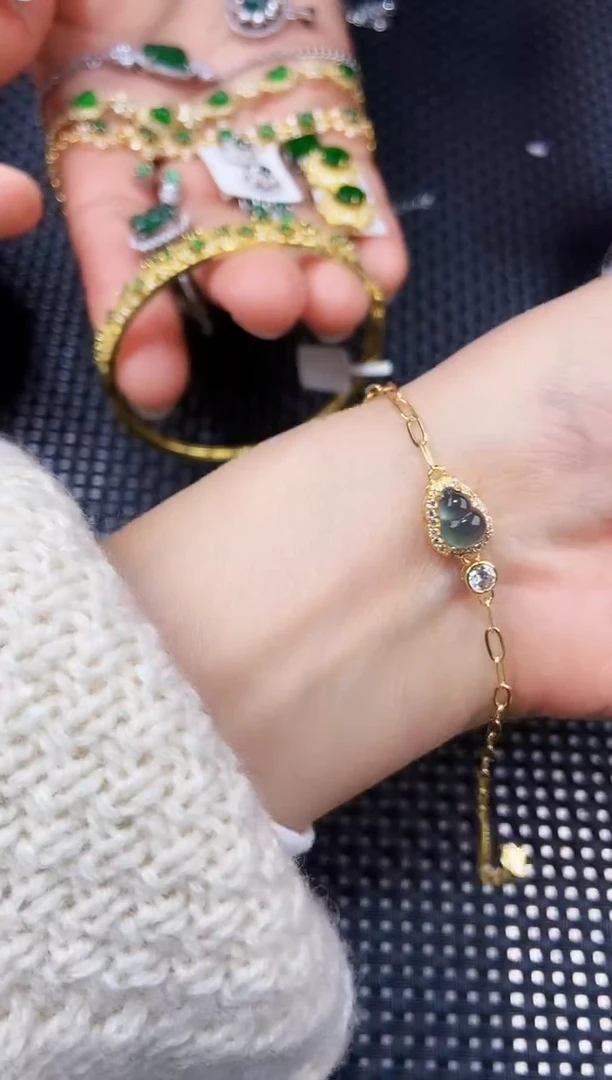 【闪购商品】翡翠手链未镶嵌111111111