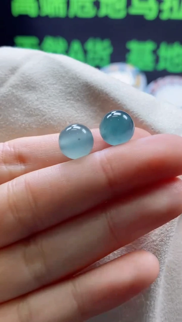 颈饰未镶嵌翡翠?****.0249052732