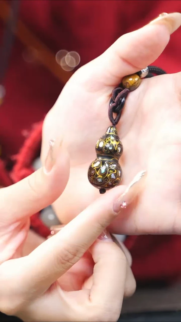 【闪购商品】黑金大漆紫光檀螺钿小脖挂