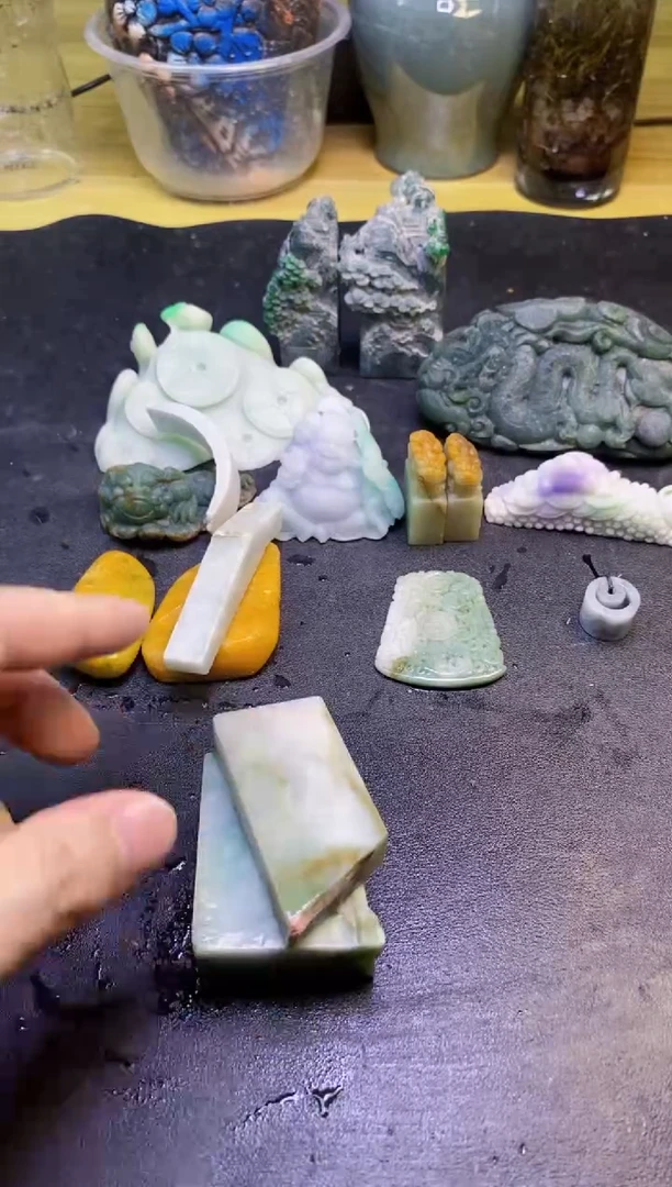 翡翠未镶嵌颈饰天然翡翠016