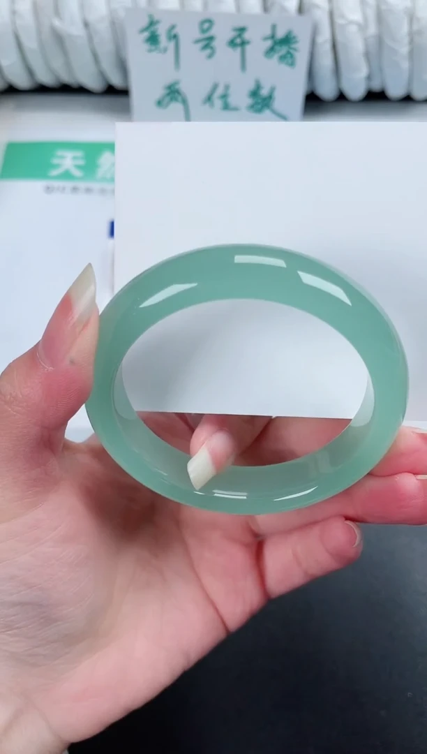 【闪购商品】石英质玉手镯未镶嵌404-54