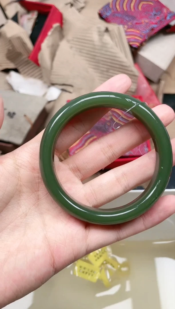 石英质玉手镯未镶嵌270-60