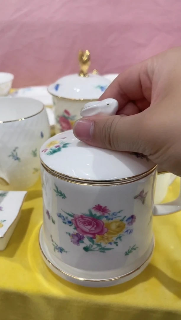 45%以上骨粉骨瓷盖杯带茶漏 四件套件套