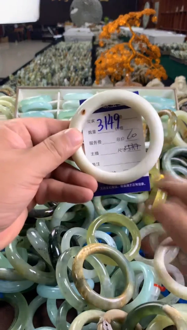 未镶嵌蛇纹石玉手镯3149