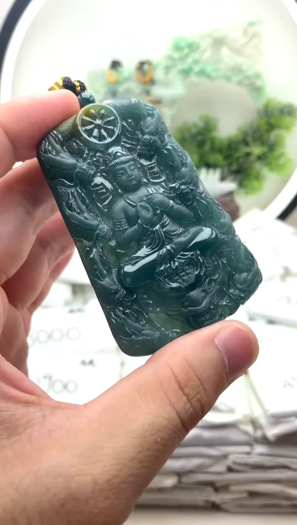 颈饰未镶嵌翡翠大势至