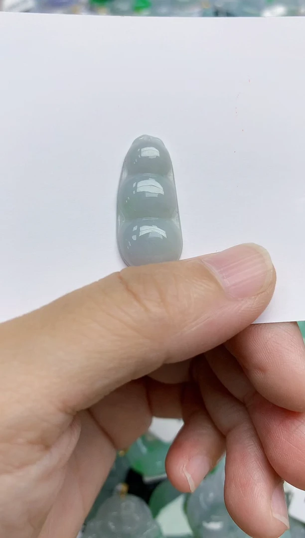 翡翠未镶嵌颈饰天然A货翡翠