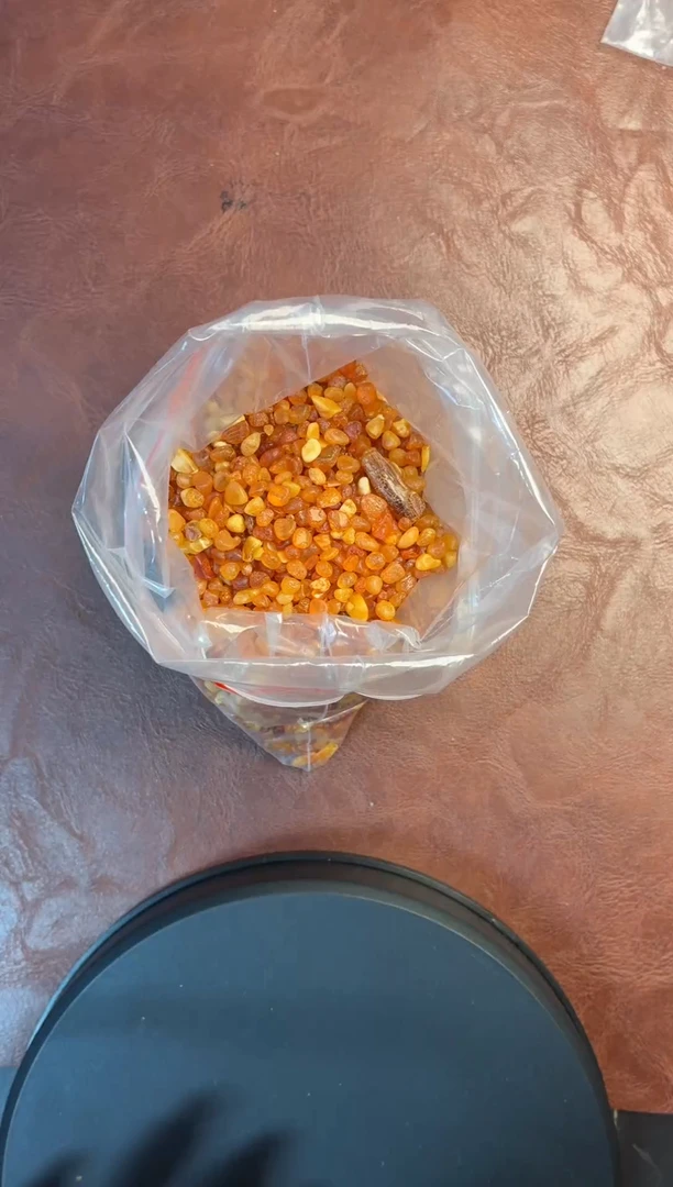 裸石琥珀未镶嵌噶玛珠宝蜜蜡供曼盏210g