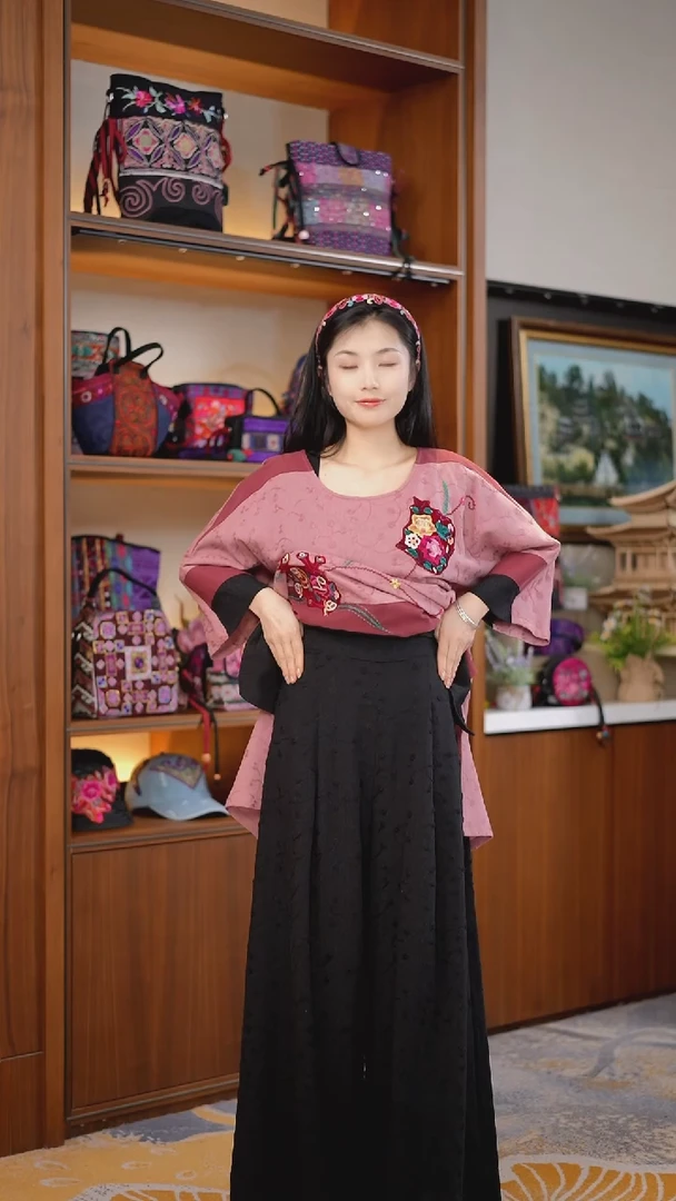 【闪购商品】刺绣黔东南苗族刺绣裤子A9570