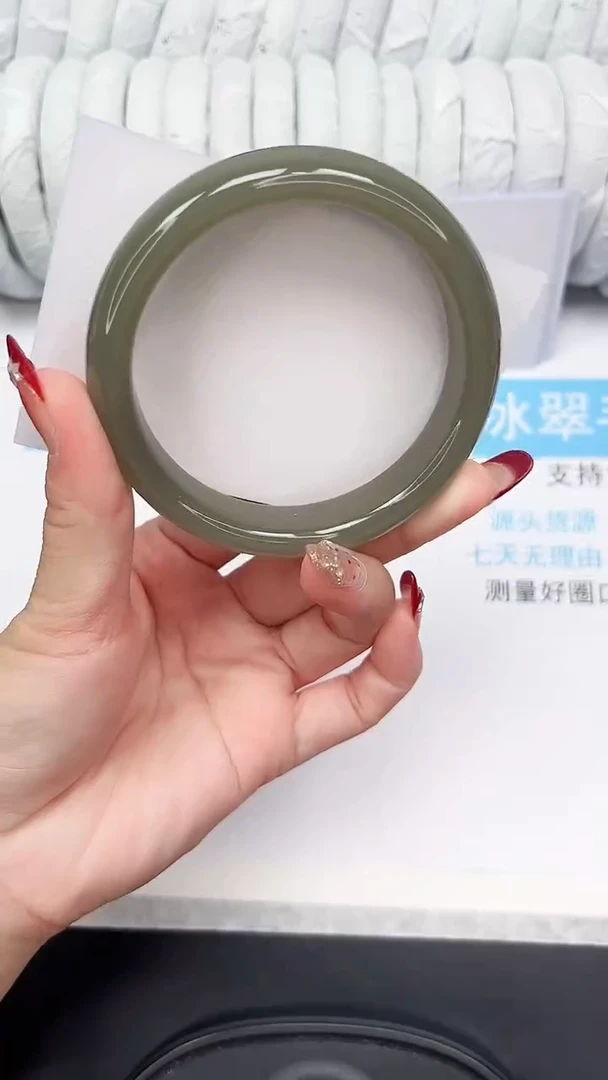 未镶嵌手镯石英质玉77-65.2HSC