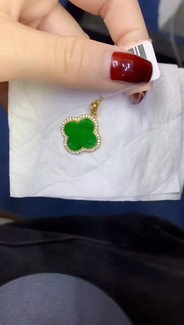 颈饰未镶嵌翡翠缅甸天然翡翠A货