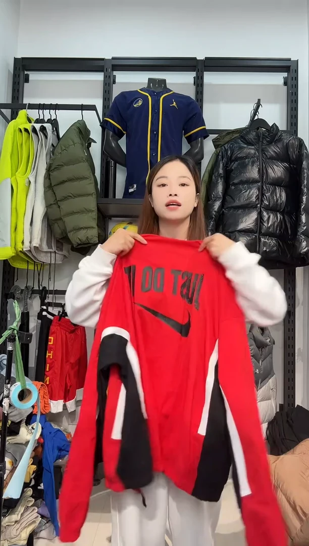 3320闪购编码 Nike/Jordan运动卫衣裤以直播间过款为准 尺码  l