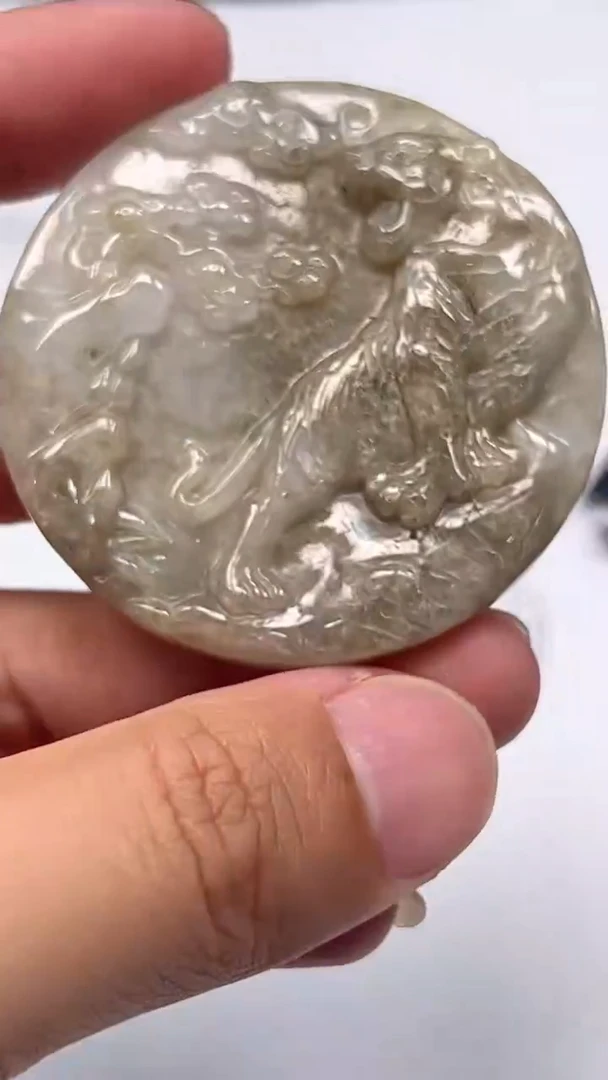 翡翠未镶嵌颈饰多样性发货，发其一