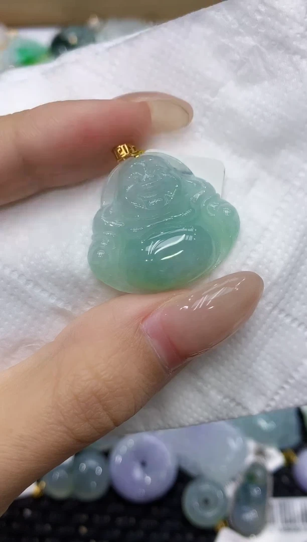翡翠18K金镶嵌颈饰111111111111