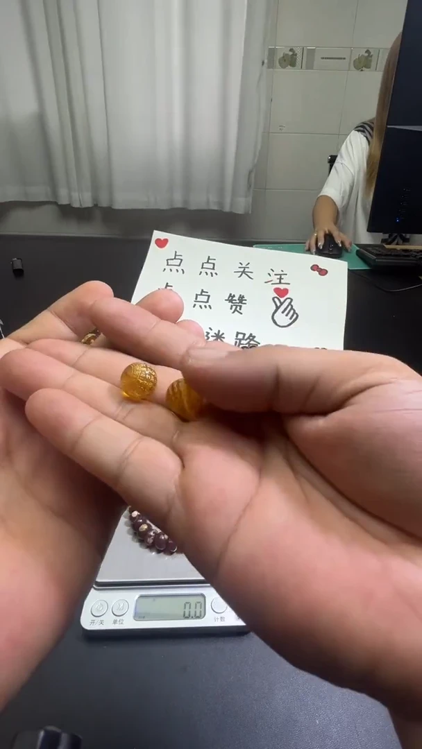 未镶嵌琥珀裸石28多样性发其一