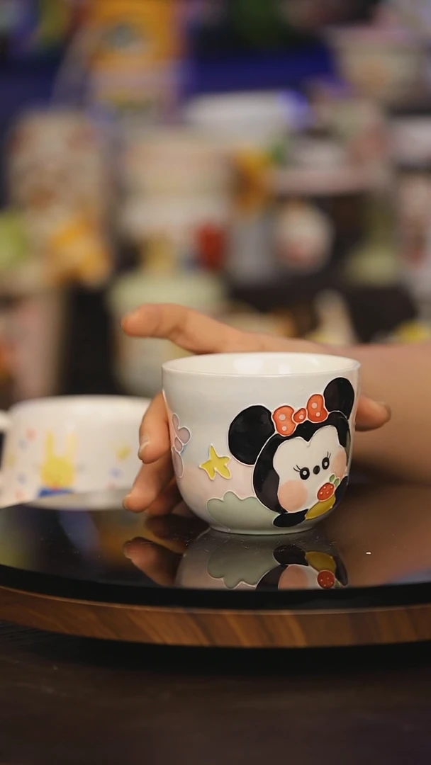 【闪购商品】摆件景德镇釉下彩绘设计师款式陶瓷
