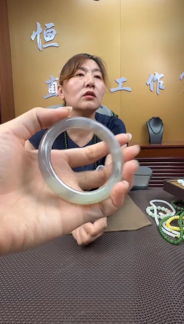 和田玉未镶嵌颈饰手镯56