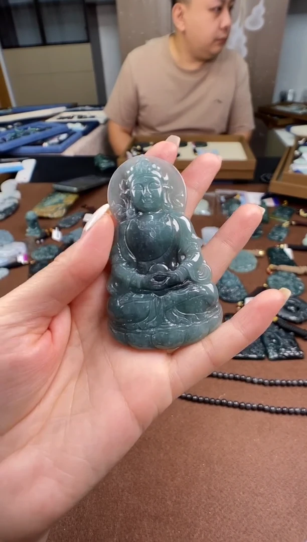 颈饰未镶嵌翡翠神***！多样性发其一