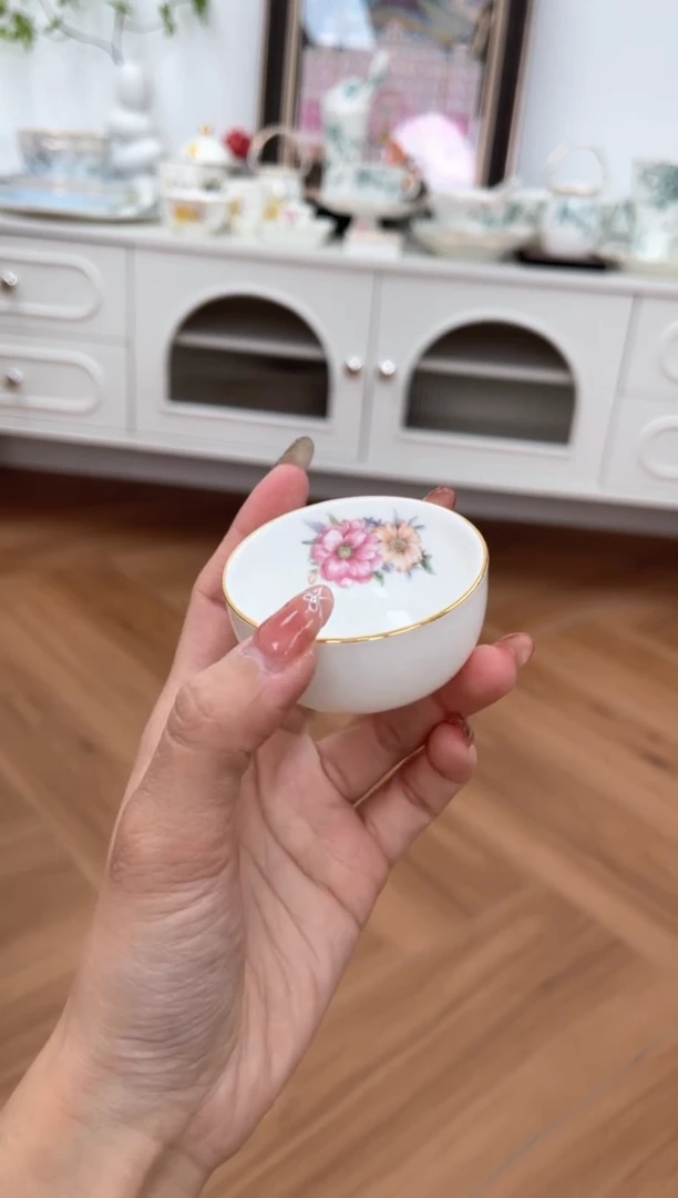 【闪购商品】碗花花高骨骨瓷小杯