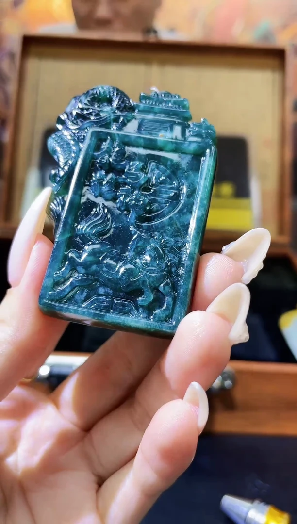 颈饰未镶嵌翡翠翡翠多样性发其一
