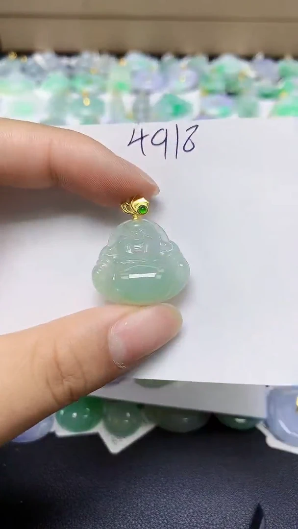 翡翠未镶嵌颈饰 天然缅甸翡翠A货