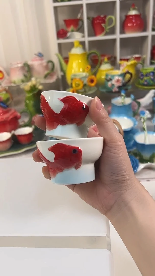 瓷高脚金鱼茶杯 【2个】