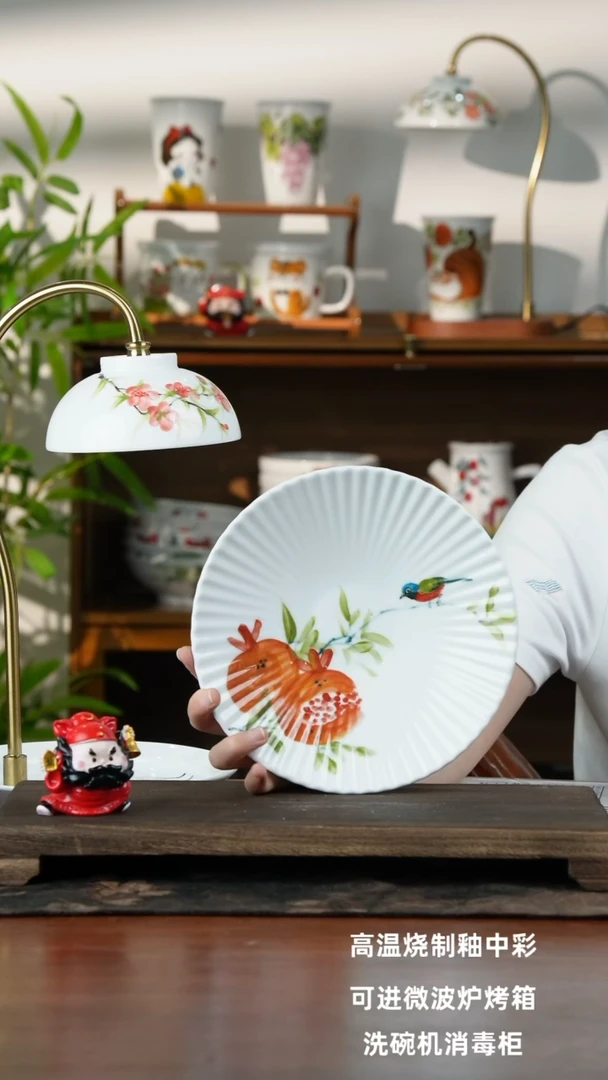 景德镇手绘釉中彩（食品级）贝壳盘福利