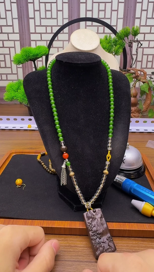 颈饰14K金镶嵌和田玉x12