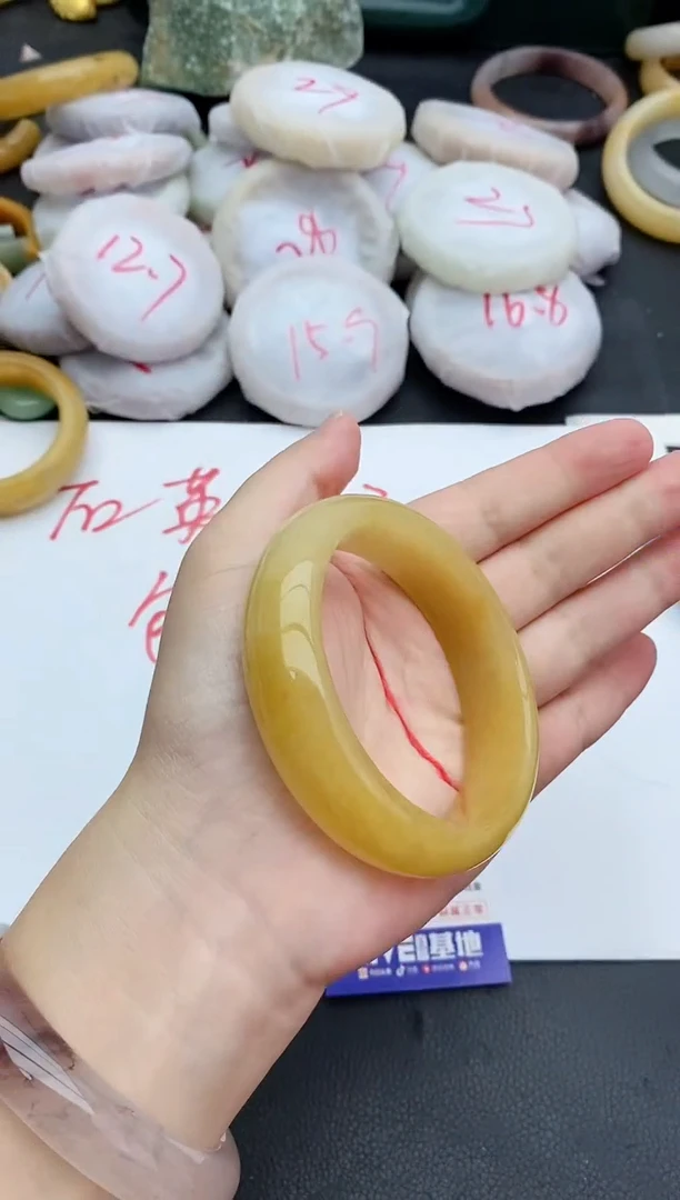 未镶嵌手镯石英质玉63+58/59