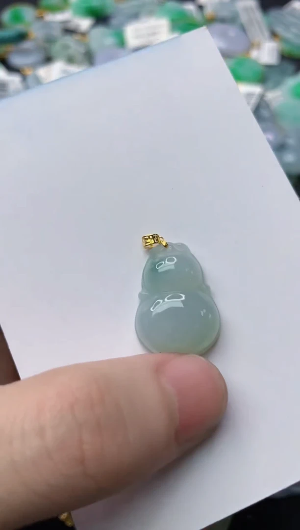 【闪购商品】翡翠颈饰18K金镶嵌32........