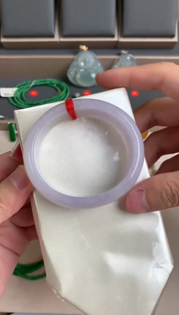 未镶嵌手镯翡翠手镯