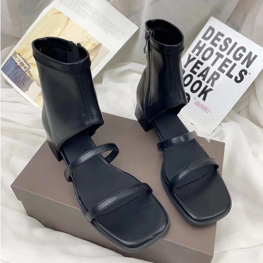 Q19-83YP,A38 新款设计感小众方头镂空短靴