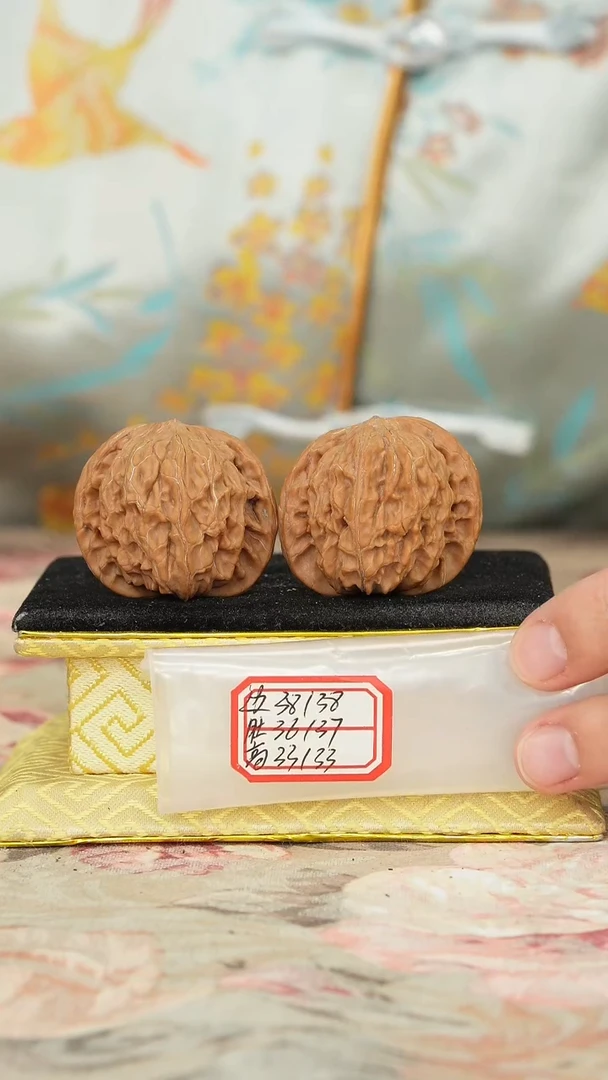 【闪购商品】文玩核桃把件磨盘