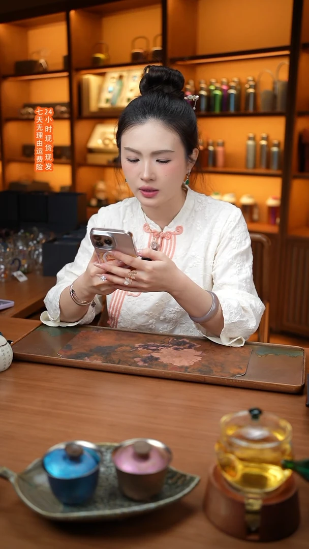 【闪购商品】390粉色保温杯链接链接